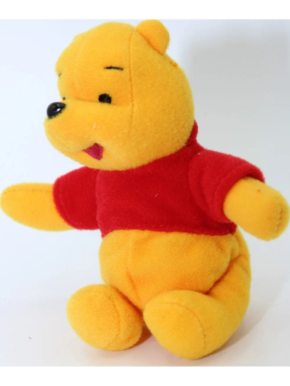 VTG 1998 Disney Winnie the Pooh Classic Baby Pooh 4.5